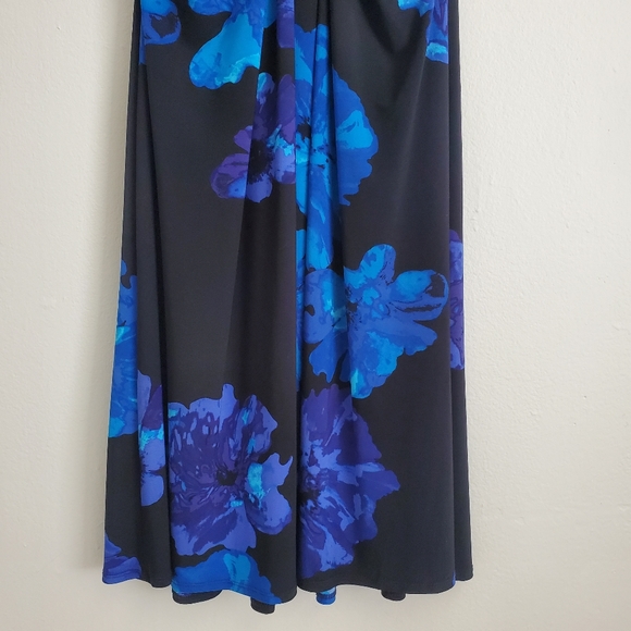 Jones Wear Floral Dress - Picture 3 of 9